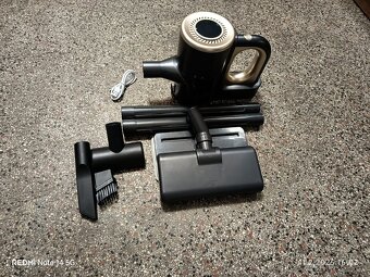 Bezdrátový tyčový vysavač - 6