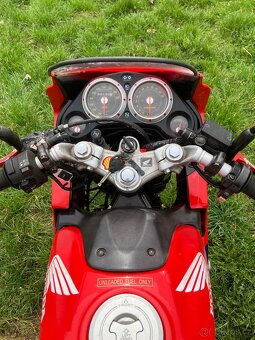 Honda CBR 125R - 6