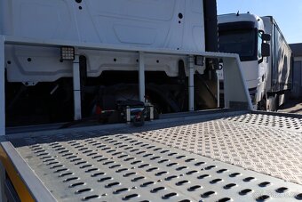 Mercedes-Benz Actros 2551 - 6