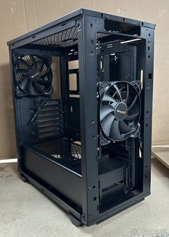 pc skříň be quiet Pure Base 500 Black - 6