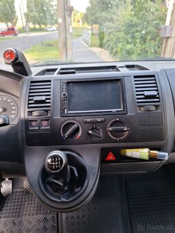 predam vw t 5 long aj vysoky nie sanitka original - 6