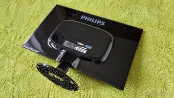 LED monitor PHILIPS 226CL - 6
