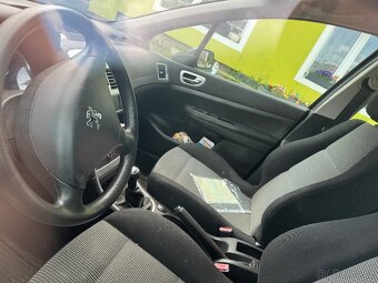 Peugeot 307 - 6