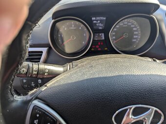 Hyundai i30 kombi, Nafta, 81 kW - 6