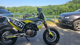 Husqvarna 701 Supermoto r.v.2021 - 6