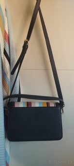 Kabelka nová, šátek nový - 6