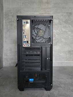 Herní PC/Ryzen 5/RX5600XT/16GB RAM/500GB SSD - 6