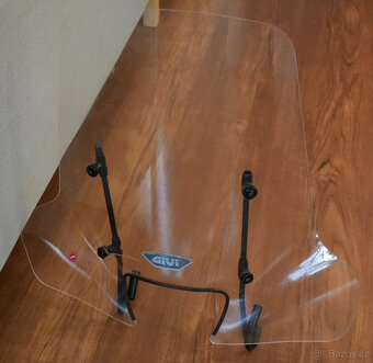 Štít GIVI pro Piaggio Liberty - 6