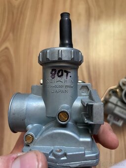 Karburátory Keihin a Mikuni - 6