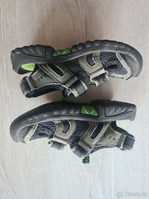 Chlapecké sandálky vel.26 - 6