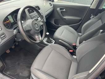 VW POLO 6R 2011 1,4 63KW MODEL TEAM 2011 TOP STAV - 6