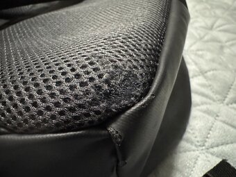Černý batoh Quechua NH 500 Escape 23 l - starší verze - 6