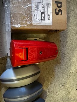 Prodám -Různé elektro, pojistky, kab. chrániče, žárovky - 6