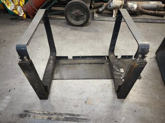 palivová nádrž 200l - 6