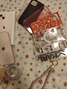 IPhone 13 růžový - 6