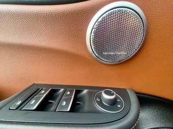 Alfa Romeo Giulia Veloce  Q4  2.2 JTDm - 6