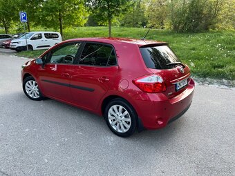 Toyota Auris 1.6 Valvematic - 6