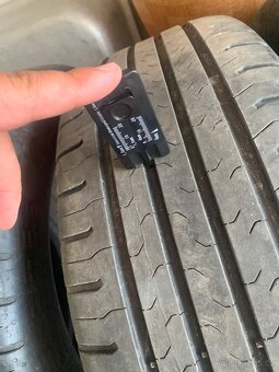 Letní pneu 215/55 R17 - 6