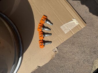 Kola Porsche Macan r18 - 6