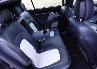 Kia Sportage 2.0 CRDI 184 AWD Platinum Edition - 6