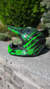 HELMA ONEAL FURY - 6