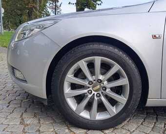 Opel Insignia 2.0CDTI 96kW AUTOMAT 2010 STK ¹⁰/27 NAVI,KŮŽE - 6