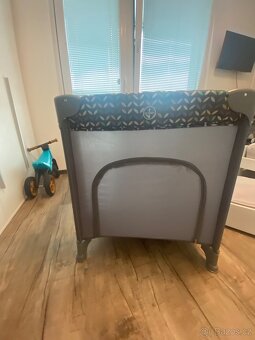 Cestovní postýlka s matrací - 6