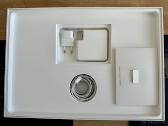 Apple MacBook Pro 15" (2019, i7, 16GB, 256GB) - 6