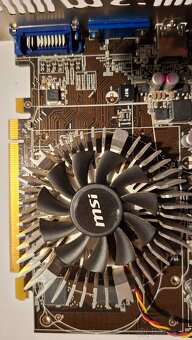 RADEON HD6670 1GB DDR5, 128 bitů, AMD 800MHz - 6