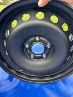 Plechové disky Nissan Qashqai + poklice - 6