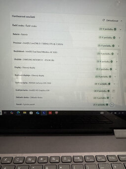 Herní notebook Lenovo Yoga 720 - 6