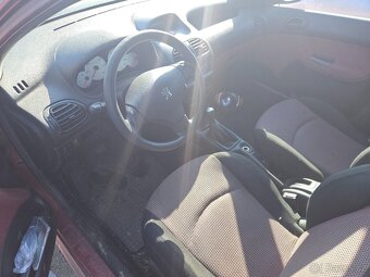 Peugeot 206 1.4HDI 5 dveří r.v.2003 - 6