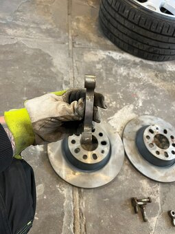 Zvětšení brzd z 232mm na 280mm - 6