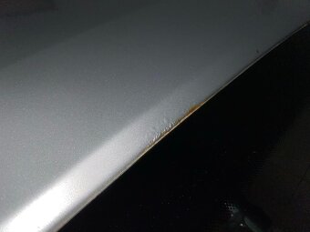 Páté dveře stříbrná metalíza LA7W VW Touran 1T3 r.v. 2012 - - 6