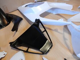 Yamaha r1 rn09 kapoty plasty - 6