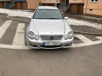 Prodám Mercedes Benz coupe C 220 - 6