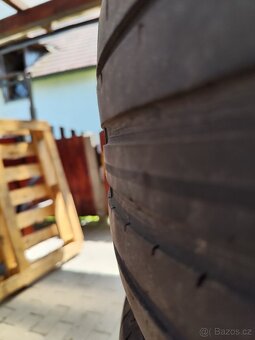 Pneu Dunlop 225/40 R18 - 6