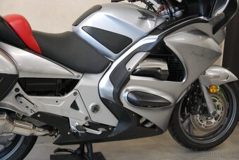 Honda ST 1300 Pan European - hezký stav - 6