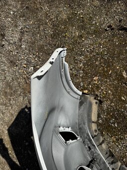 Suzuki Vitara - přední nárazník - 6