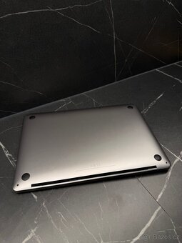 MacBook Pro M2 13" (2022) - 6