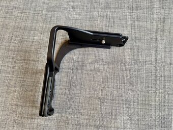 Fuji GFX 100ii Battery Grip + L Plate - 6