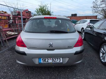 Peugeot 308 1.6i(benzin) 88 kW rv 2009 - 6