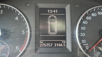 VW Touran 2.0 TDI 2011 - 6