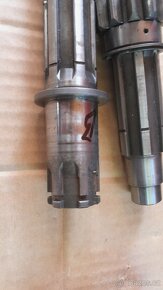 Suzuki DR 600 rotor alternatoru a další - 6