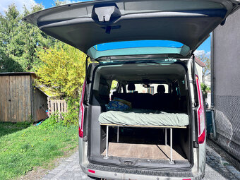 Ford Tourneo Custom, 2,2 TDCi 114kW, L2H1, vestavba na spaní - 6