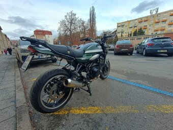 Kawasaki Z900RS - 6
