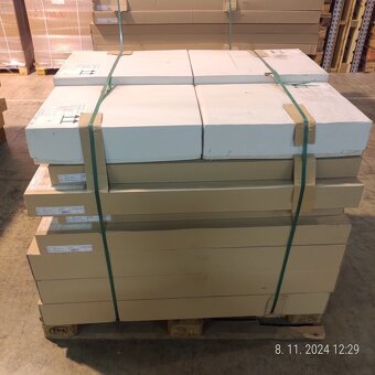 Komody, botník a další - 6