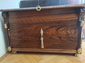 Truhla zdobená. - 6