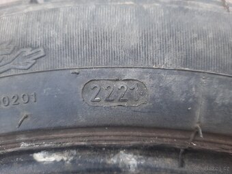 225/45R17 - 6