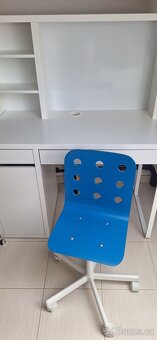 IKEA DĚTSKÝ PSACÍ STŮL MICKE + ŽIDLE IKEA. - 6